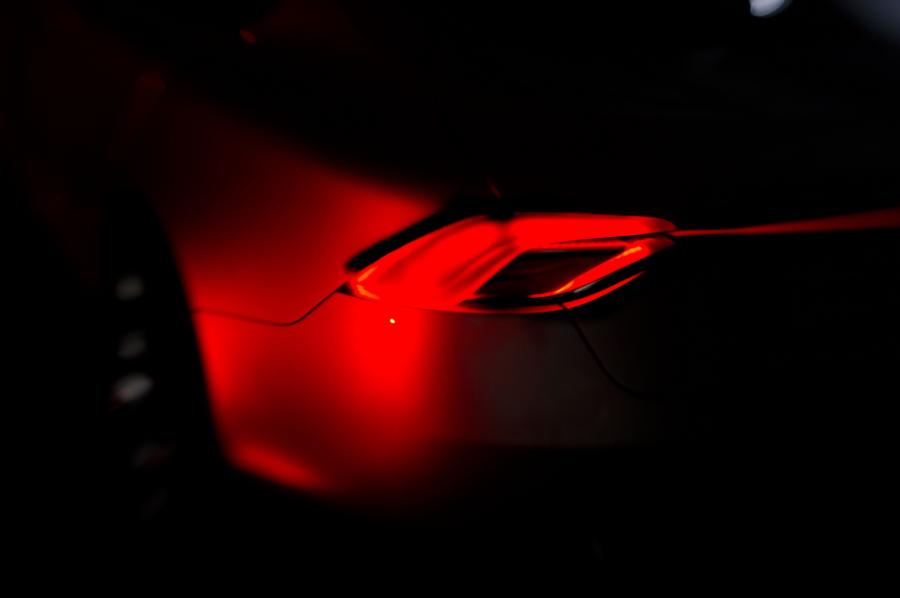  Volvo Concept Universe 2011 года  (фото 12 из 29)